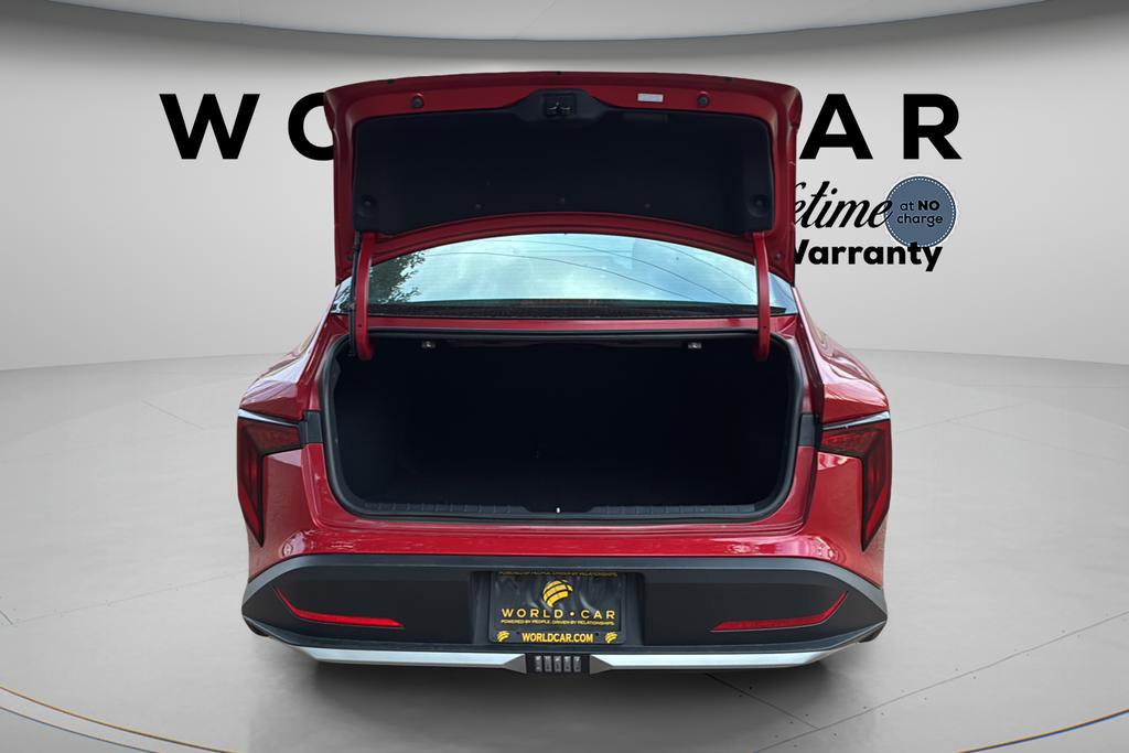 Used 2025 Kia K4 EX image 32