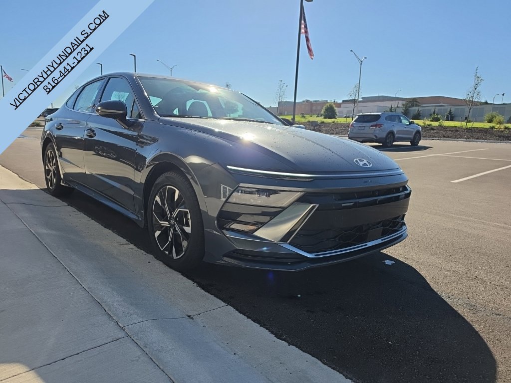 Used 2025 Hyundai Sonata SEL FWD image 8