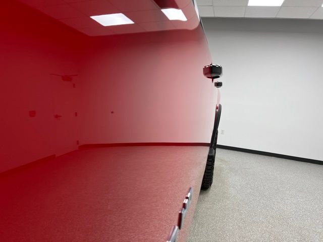 Used 2024 Chevrolet Silverado 2500 ZR2 w/ Technology Package image 12