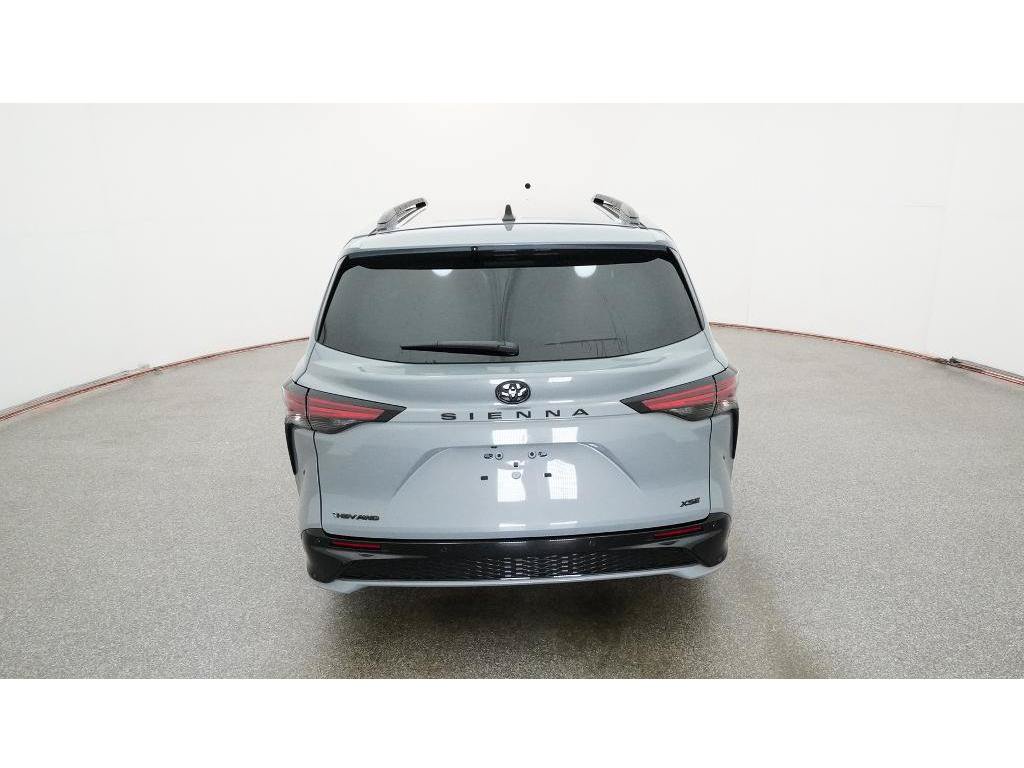 New 2026 Toyota Sienna XSE AWD/4WD image 7