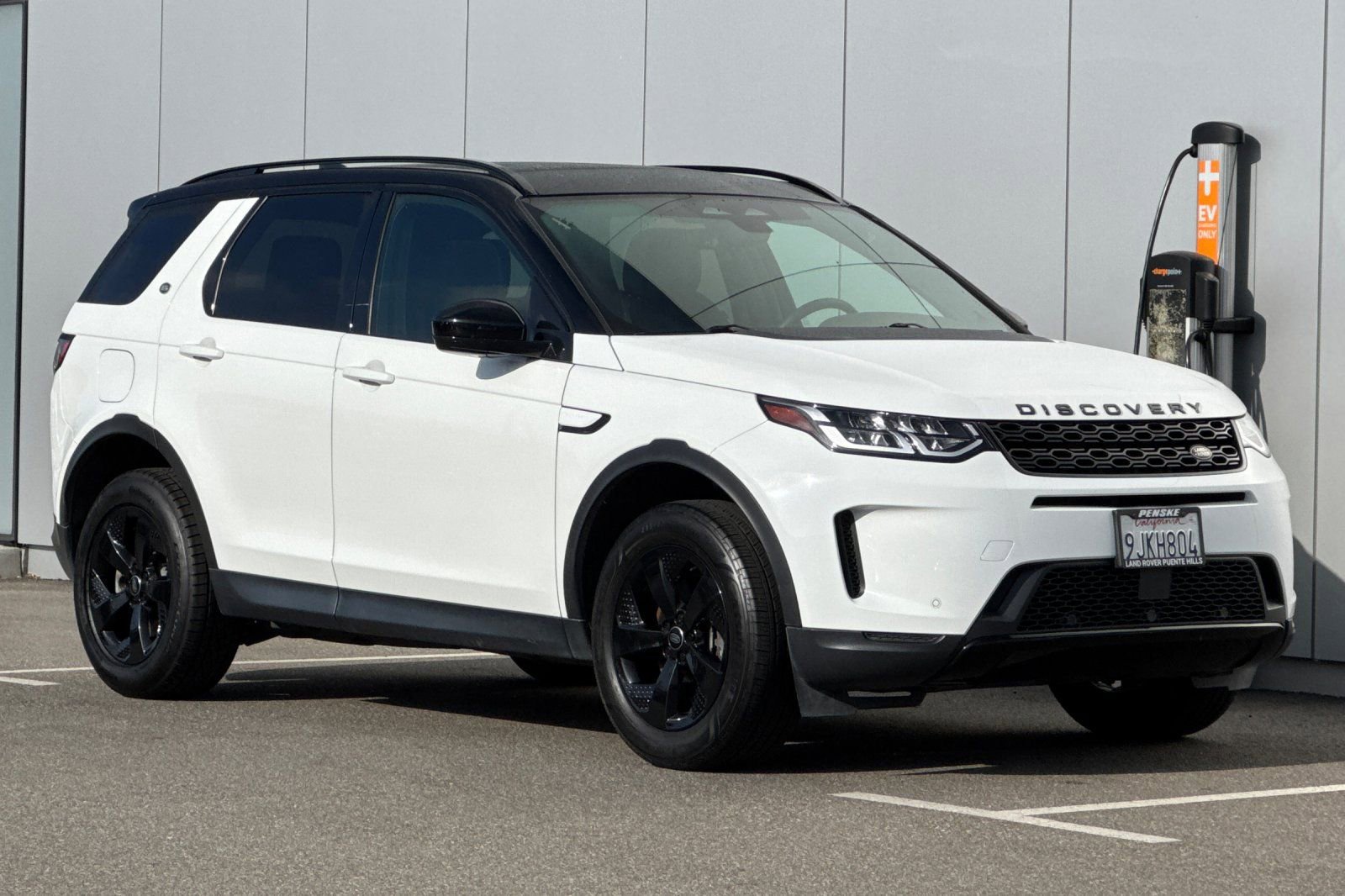 Used 2023 Land Rover Discovery Sport S AWD/4WD image 7