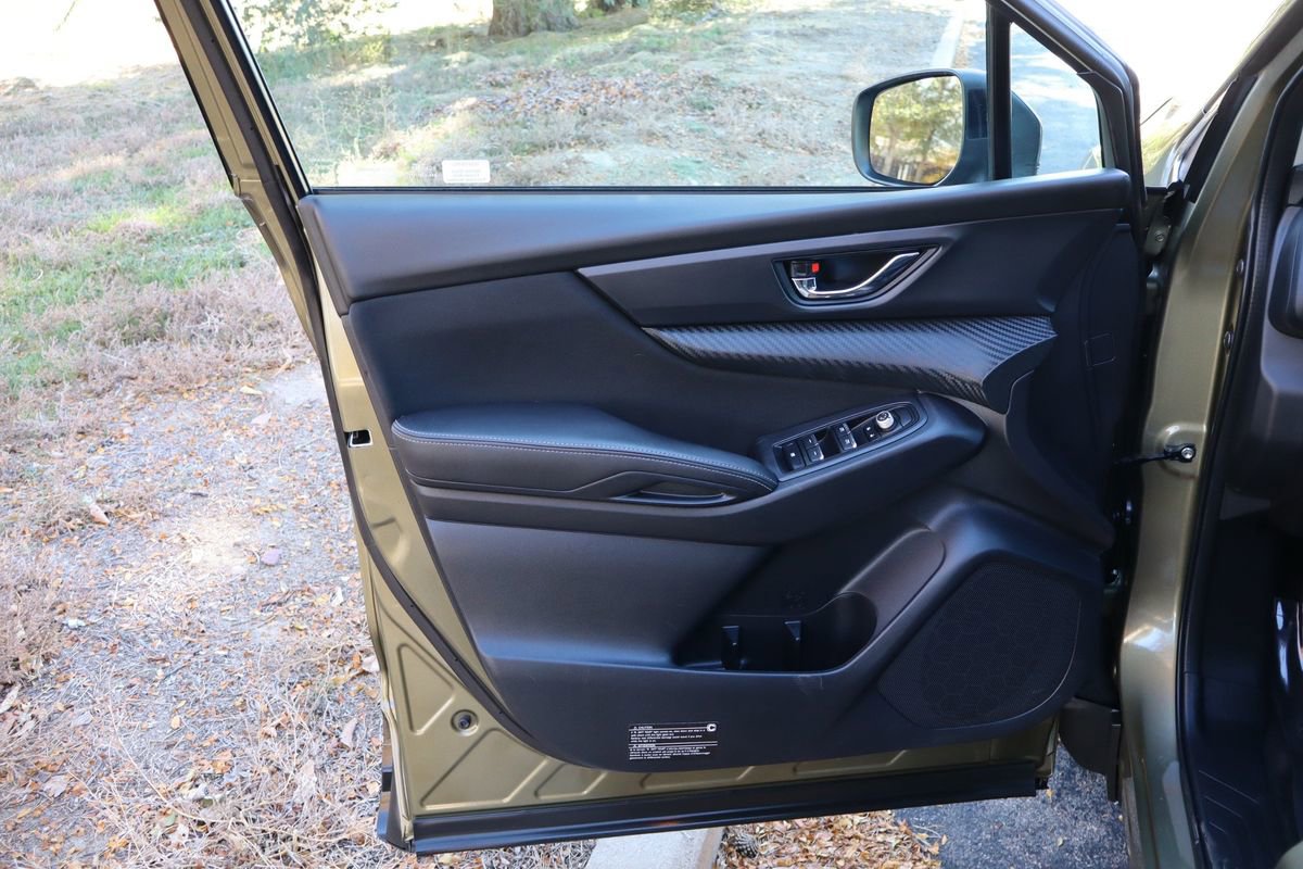 Used 2023 Subaru Ascent Premium w/ Convenience Package image 25