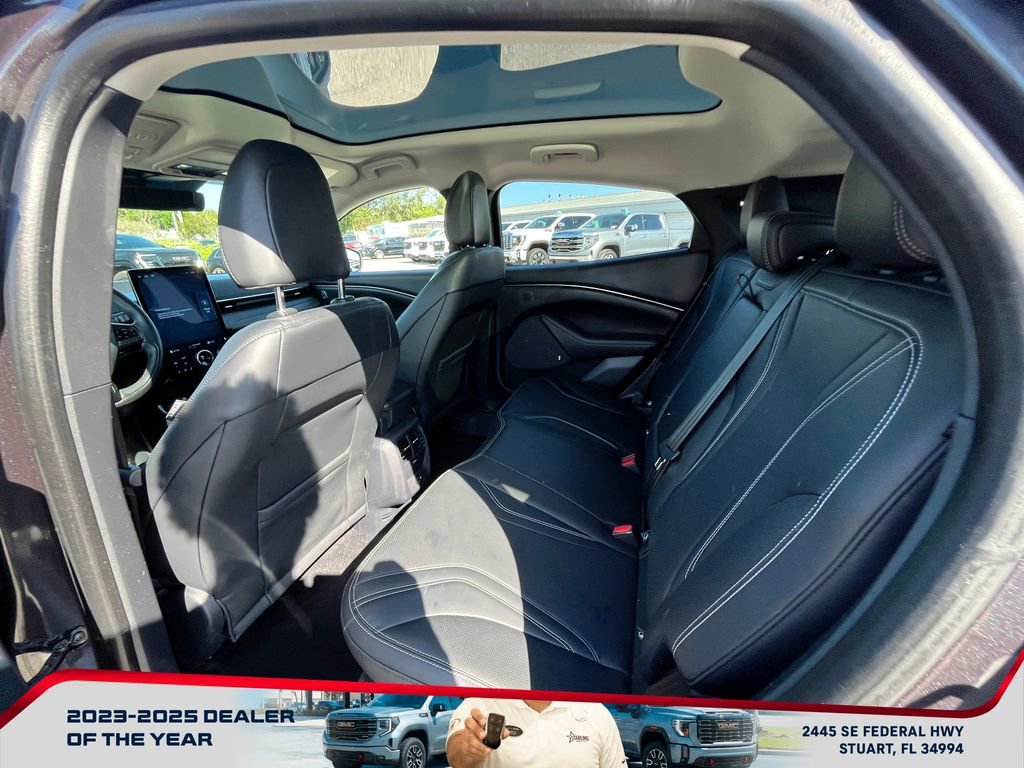 Used 2022 Ford Mustang Mach-E Premium image 12
