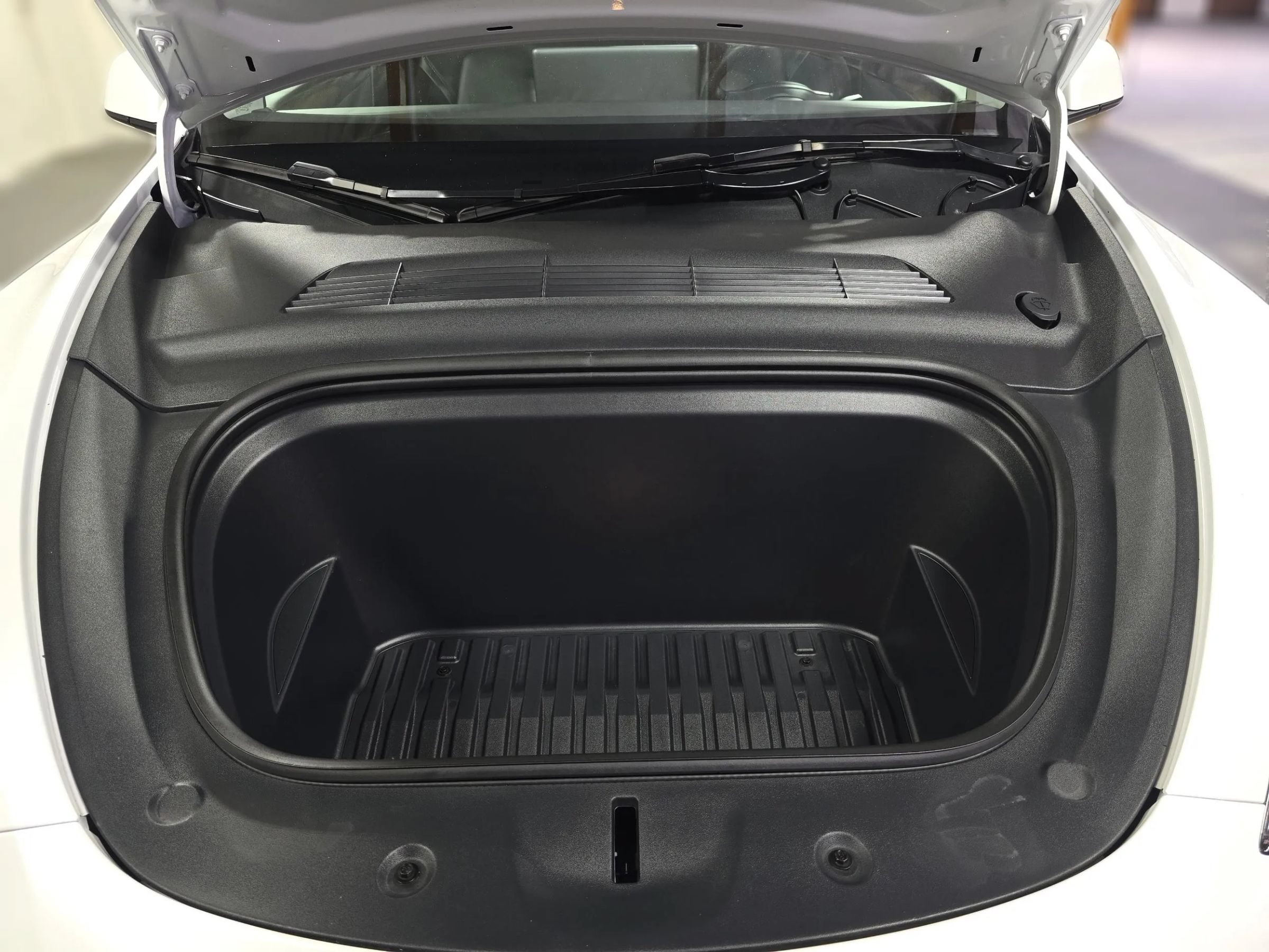 Used 2023 Tesla Model Y Long Range AWD/4WD image 15