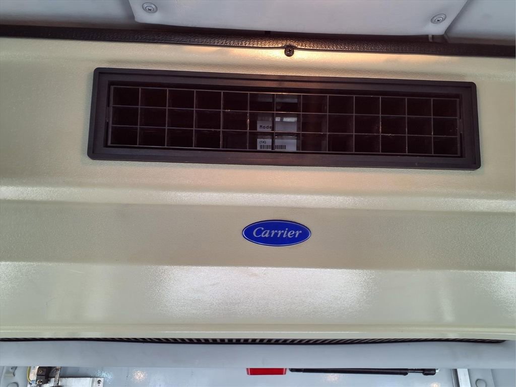 Used 2005 Chevrolet Express 3500 w/ RV Package image 27