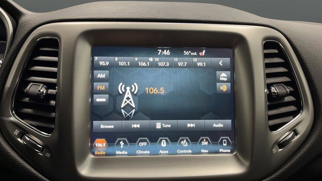 Used 2018 Jeep Compass Latitude w/ Popular Equipment Group AWD/4WD image 31