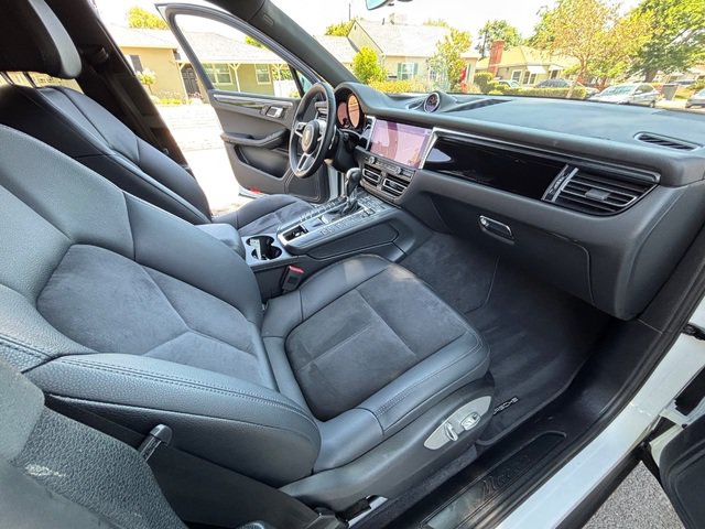 Used 2019 Porsche Macan AWD/4WD image 42