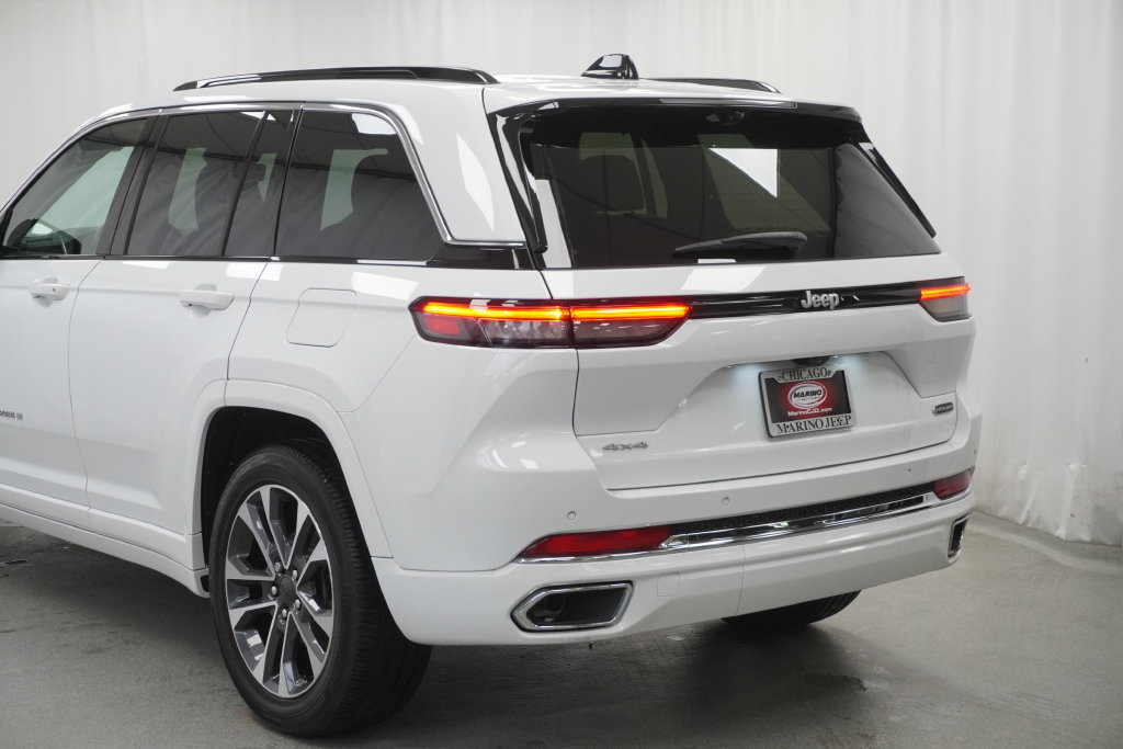 Used 2025 Jeep Grand Cherokee Overland w/ Adv Protech Group III AWD/4WD image 25
