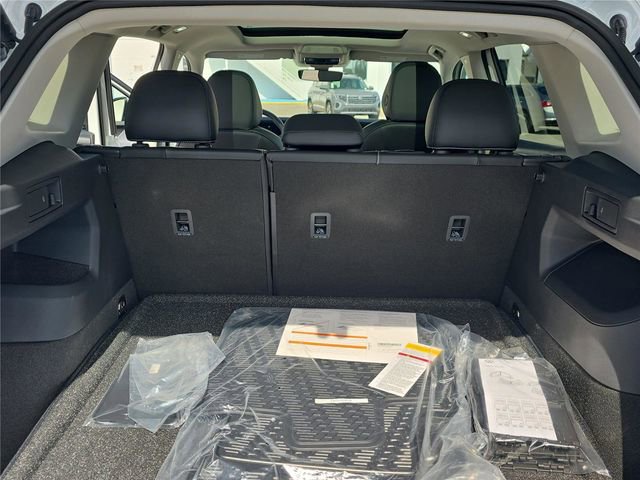 New 2026 Volkswagen Tiguan SE image 27