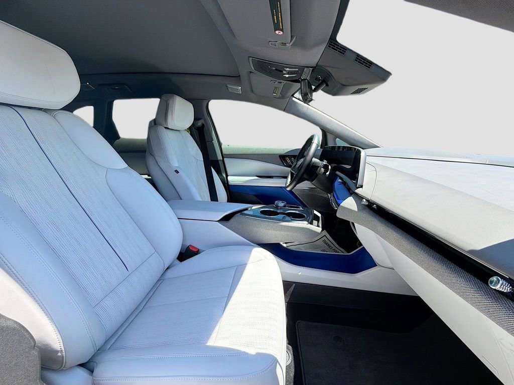 Certified 2025 Cadillac Optiq Sport 2 image 15