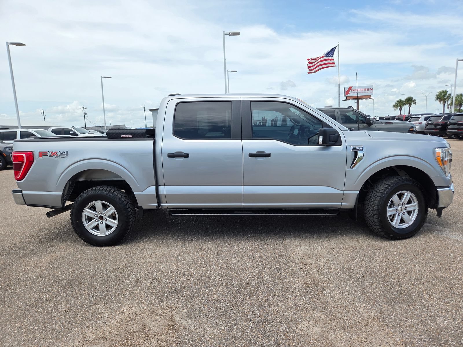Used 2021 Ford F150 XLT w/ Trailer Tow Package AWD/4WD image 10