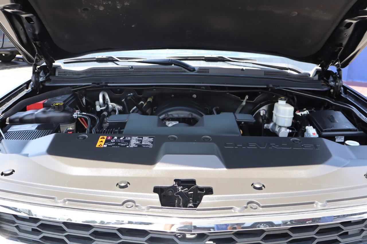 Used 2019 Chevrolet Suburban LT AWD/4WD image 33
