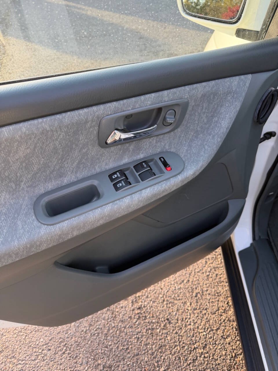 Used 2000 Honda Odyssey EX image 13