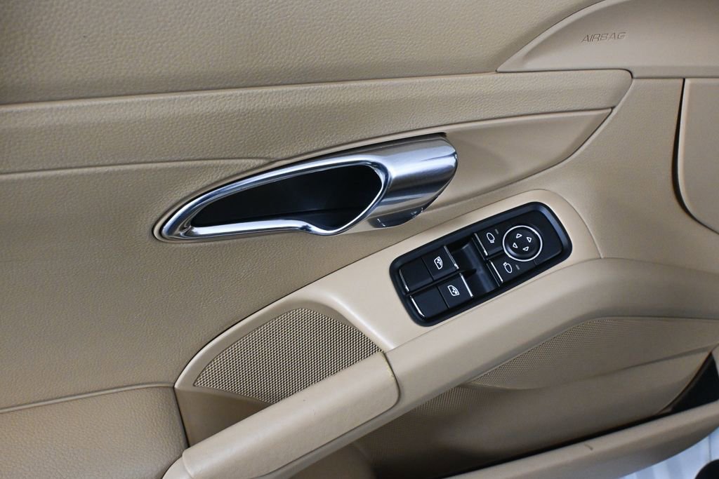 Used 2013 Porsche Boxster RWD image 7