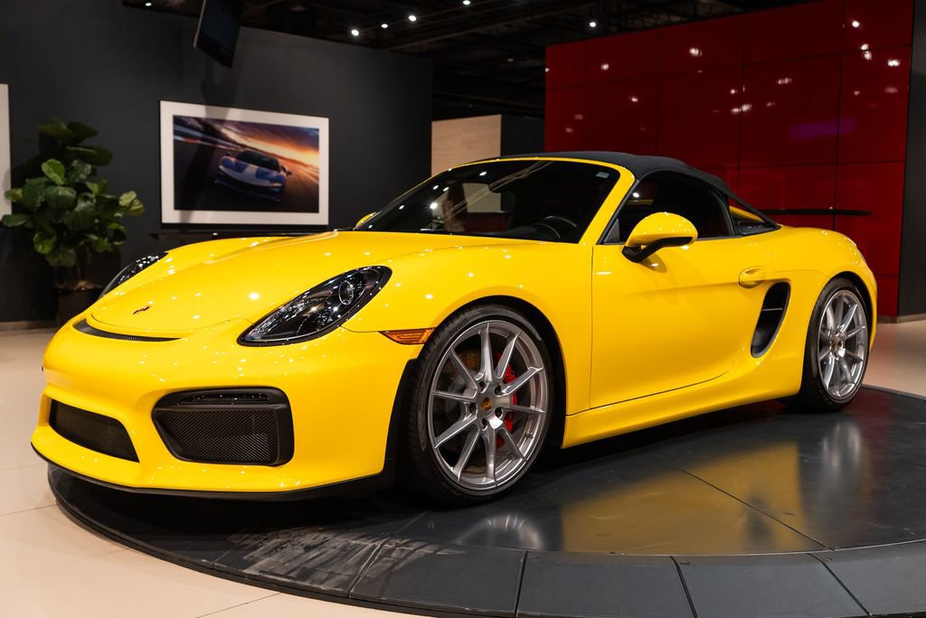 Used 2016 Porsche Boxster Spyder image 40