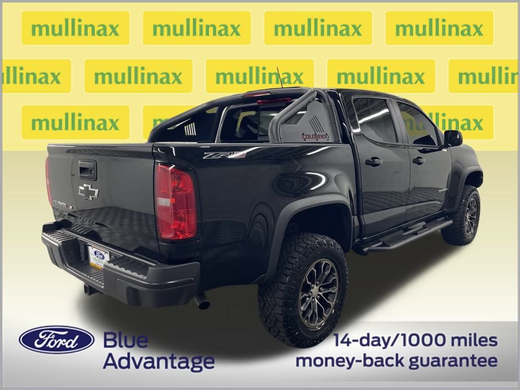 Used 2018 Chevrolet Colorado ZR2 w/ LPO, Door Decal Package image 3