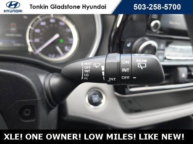 Used 2022 Toyota Highlander XLE image 13