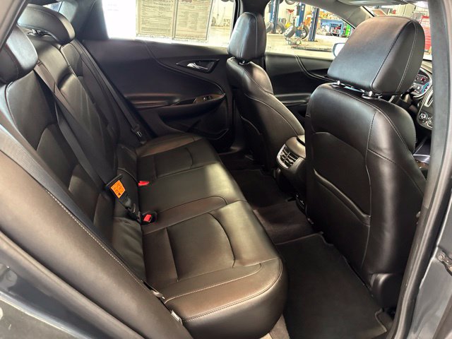Used 2017 Chevrolet Malibu Premier w/ Premier Sun and Wheel Package FWD image 12