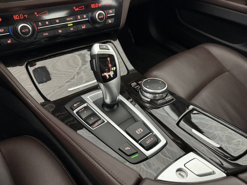 Used 2015 BMW 528i Sedan RWD image 29
