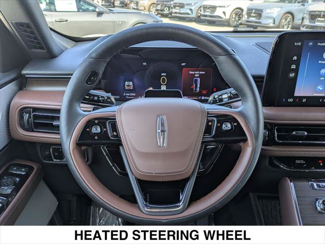 Used 2025 Lincoln Aviator Reserve w/ Equipment Group 201A AWD/4WD image 12