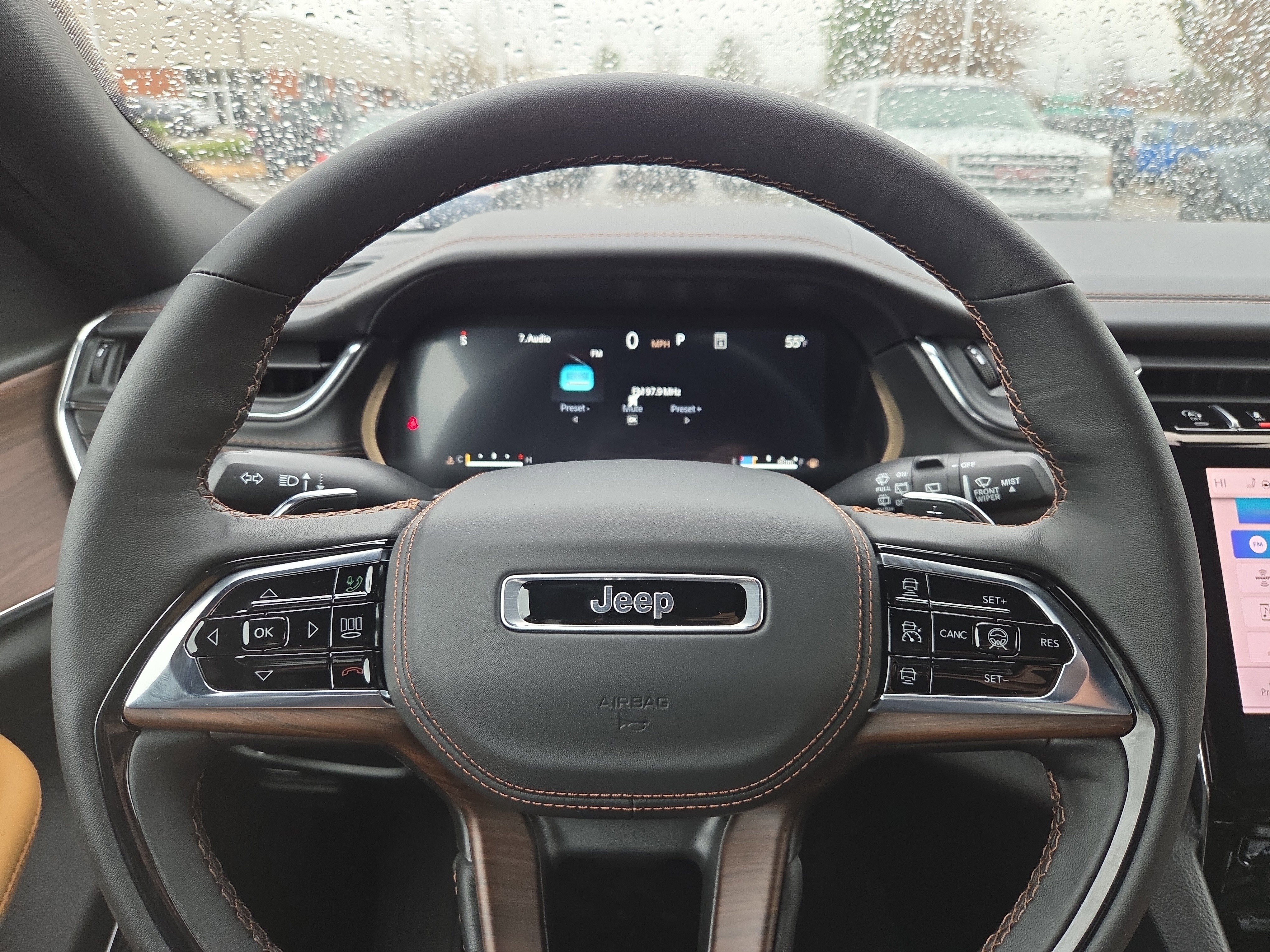 New 2025 Jeep Grand Cherokee Summit image 8