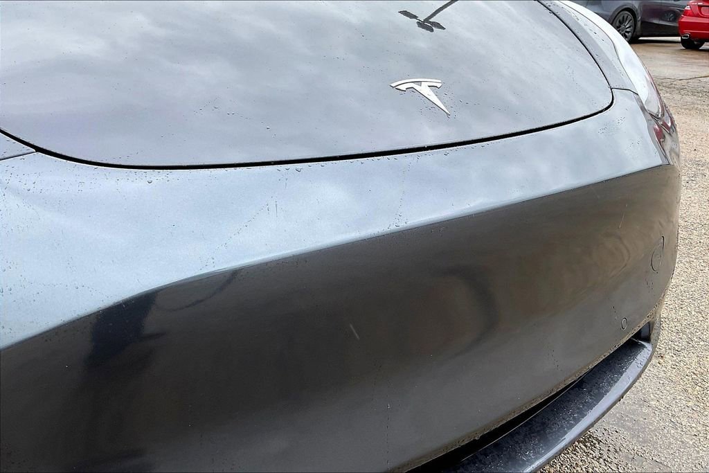 Used 2021 Tesla Model Y Long Range image 32
