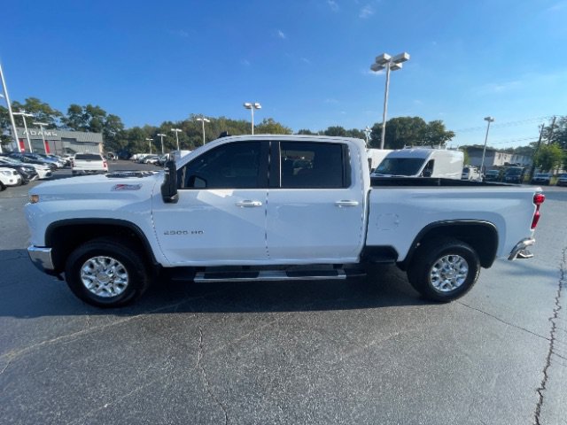 Used 2026 Chevrolet Silverado 2500 LT AWD/4WD image 3