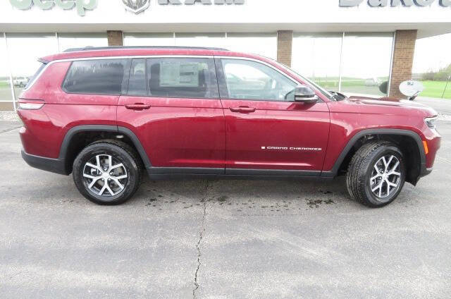 New 2025 Jeep Grand Cherokee L Limited w/ Trailer Tow Package