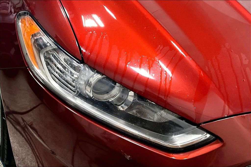 Used 2014 Ford Fusion SE w/ Equipment Group 201A image 27