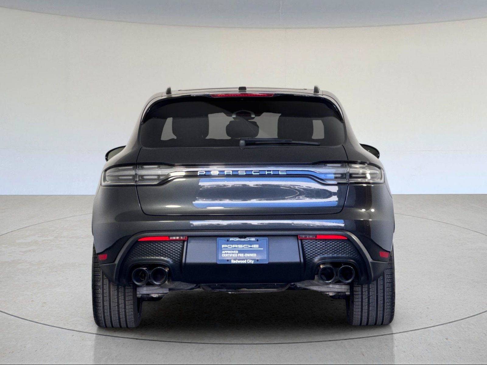 Certified 2026 Porsche Macan AWD/4WD image 7