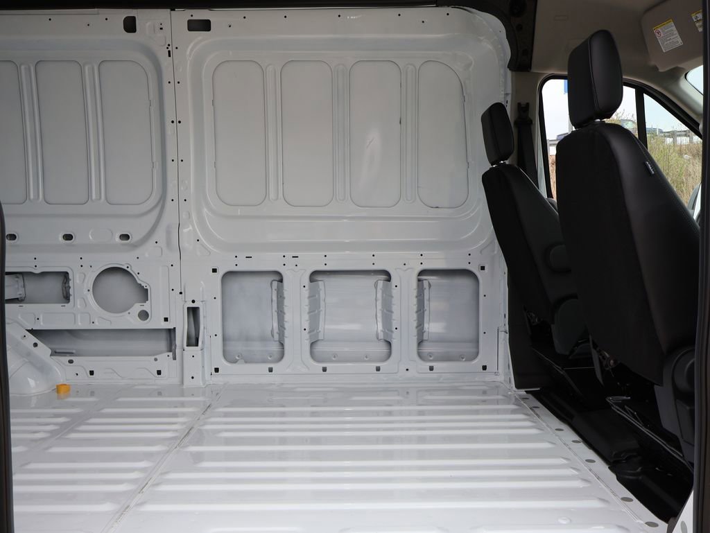 New 2026 Ford Transit 150 148 Medium Roof AWD image 11