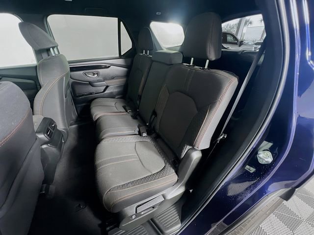 Used 2025 Honda Pilot Sport image 27