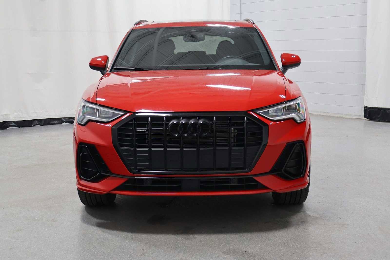 Used 2023 Audi Q3 2.0T Premium Plus image 12