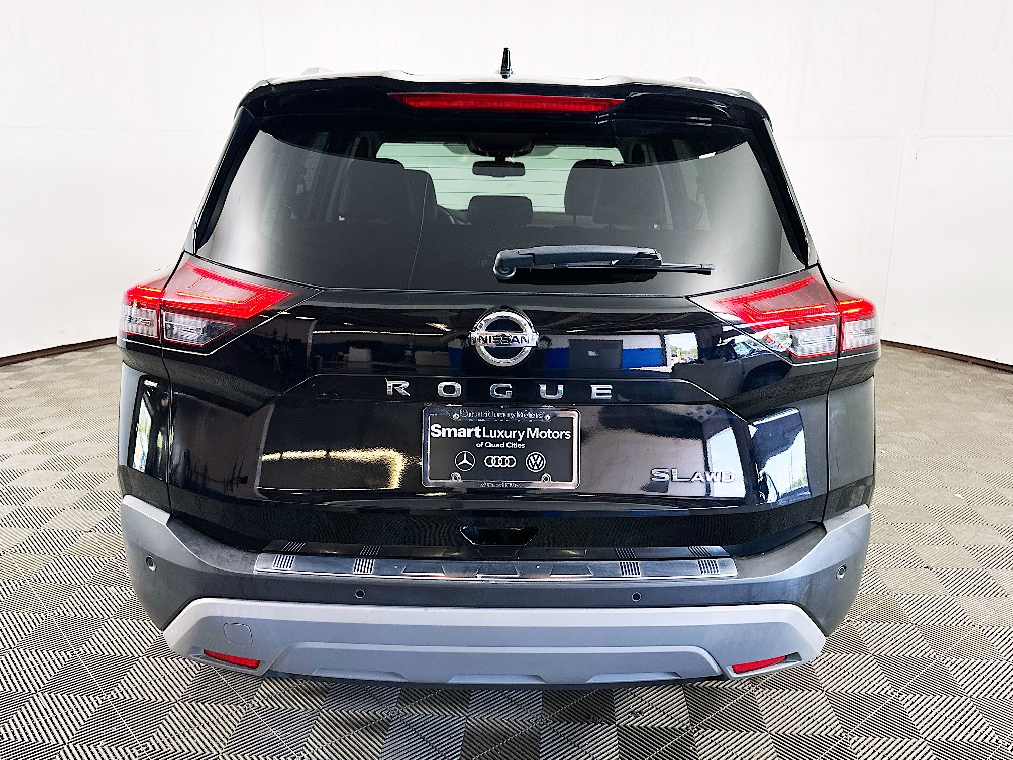 Used 2021 Nissan Rogue SL w/ Premium Package AWD/4WD image 6
