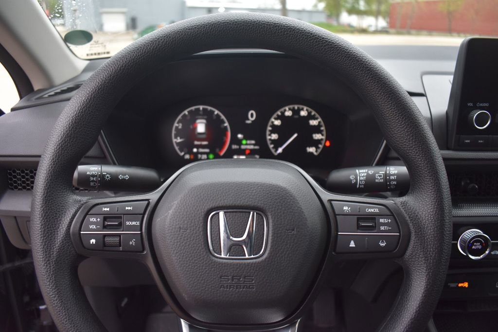 Used 2025 Honda CR-V LX image 31