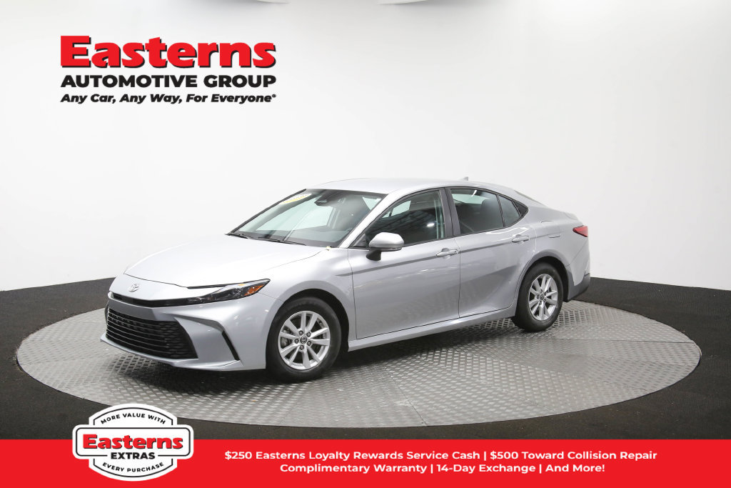 Used 2025 Toyota Camry LE FWD image 57