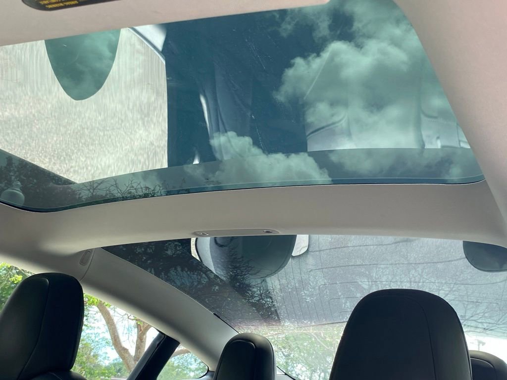 Used 2020 Tesla Model 3 Standard Range Plus image 17