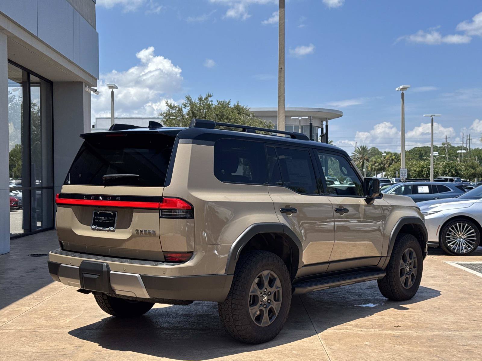 Certified 2025 Lexus GX 550 AWD/4WD image 3