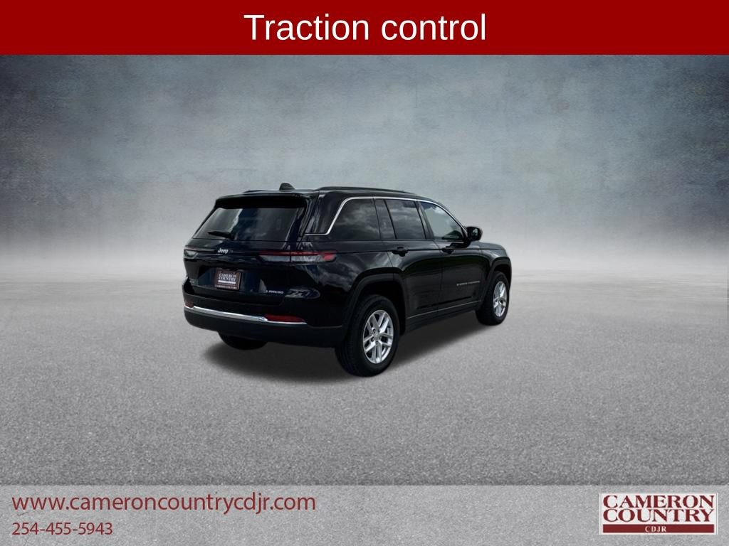 Used 2025 Jeep Grand Cherokee Laredo w/ Luxury Tech Group I AWD/4WD image 3