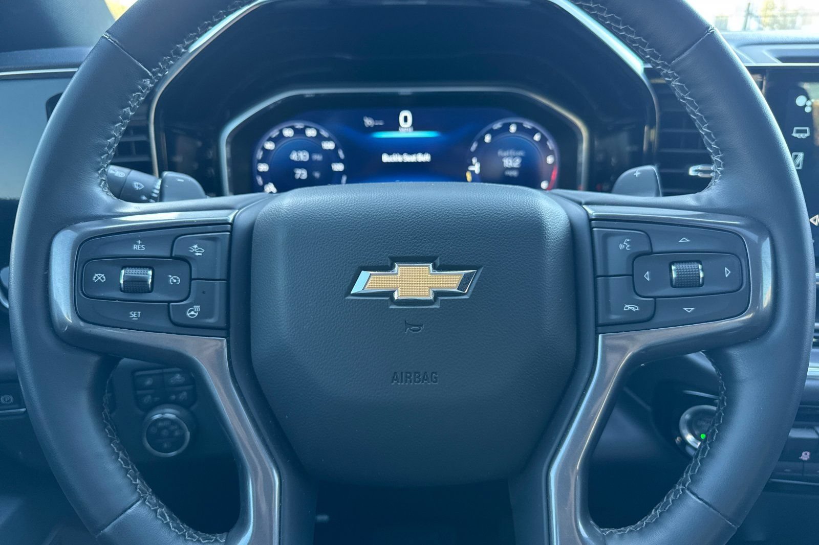 Used 2023 Chevrolet Silverado 1500 High Country w/ High Country Premium Package AWD/4WD image 35