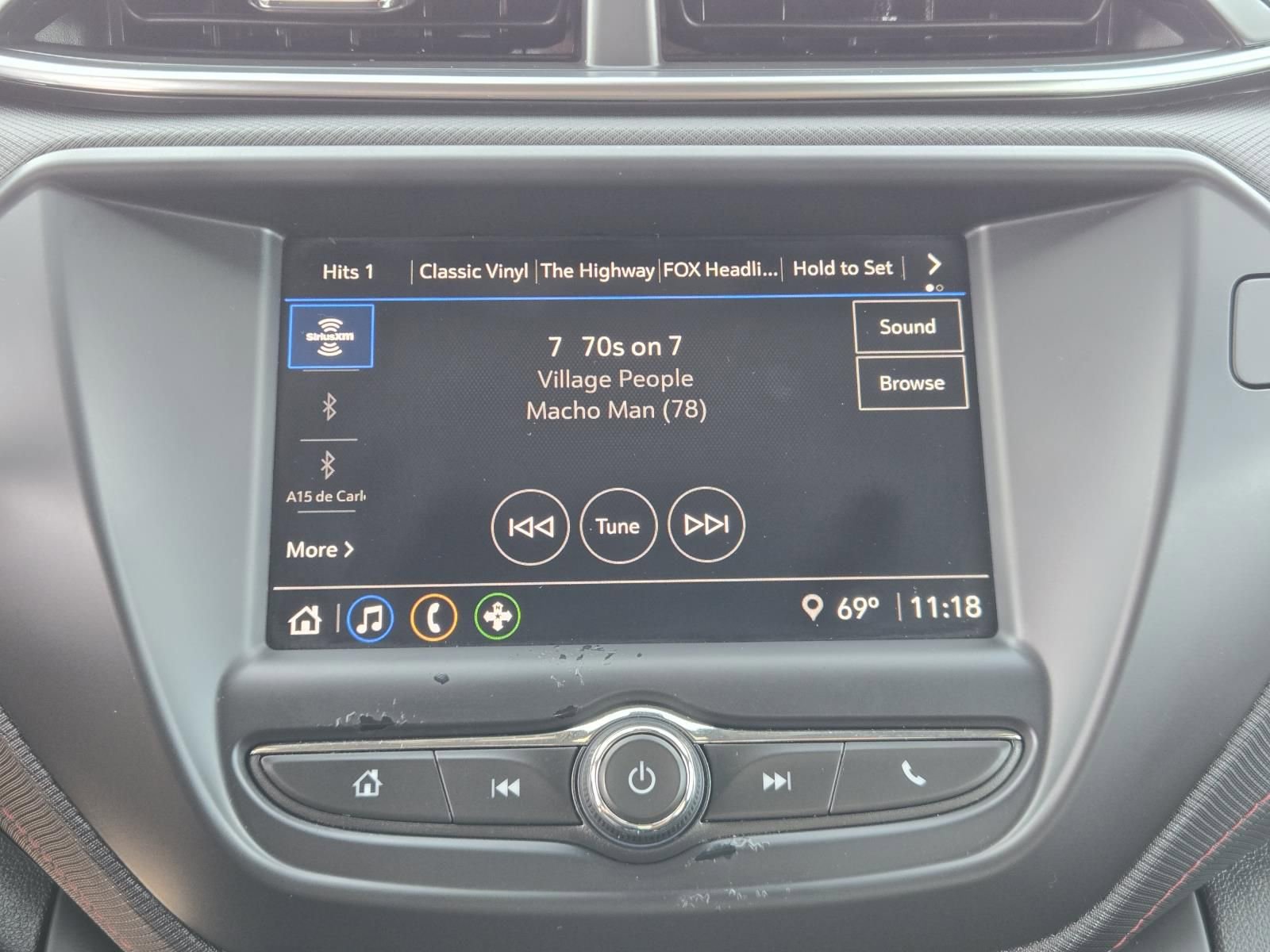 Used 2022 Chevrolet TrailBlazer RS image 12