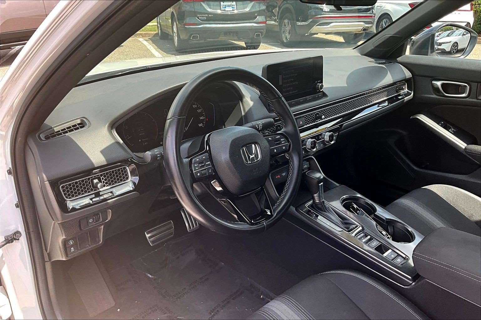 Used 2023 Honda Civic Sport image 13