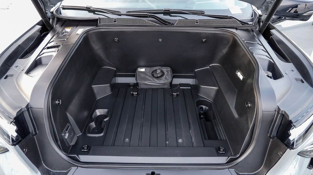 Used 2025 Chevrolet Silverado EV RST AWD/4WD image 32