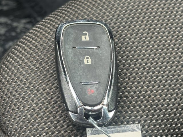 Certified 2021 Chevrolet Traverse LS FWD image 27