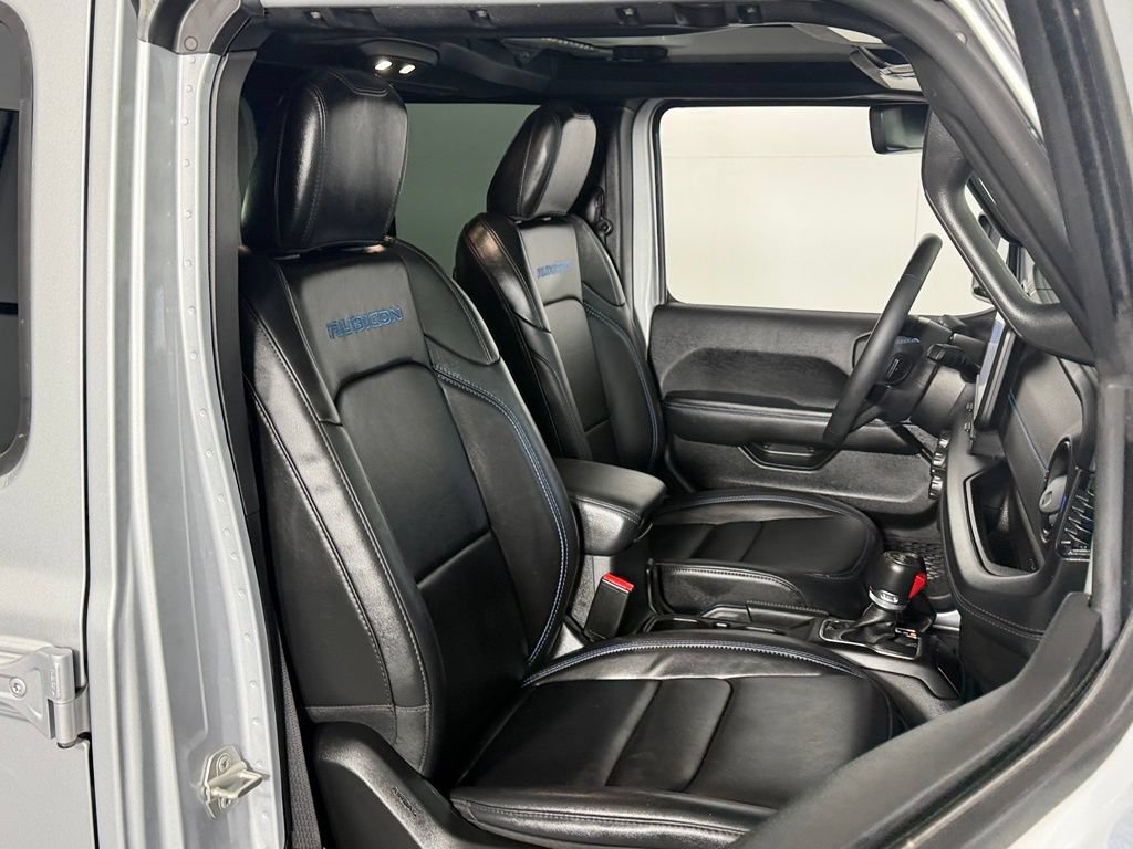 Used 2024 Jeep Wrangler Unlimited Rubicon 4xe AWD/4WD image 33
