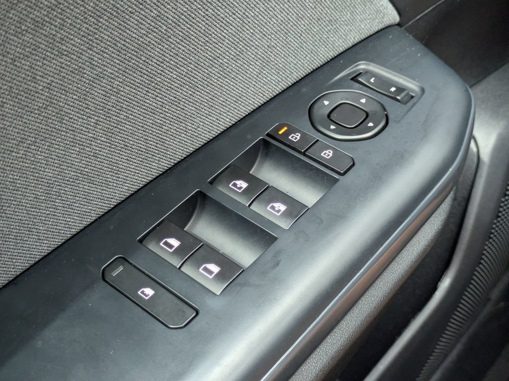 Used 2025 Kia K4 EX FWD image 21