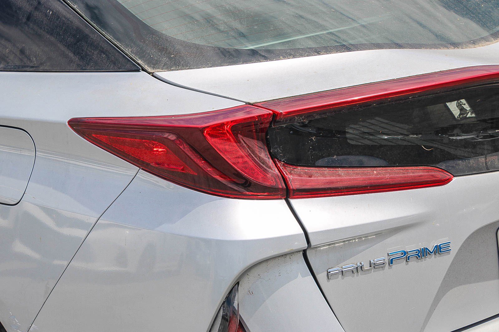 Certified 2020 Toyota Prius Prime Limited FWD image 11