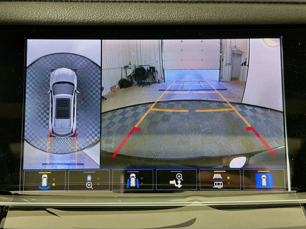 New 2026 Cadillac XT5 Premium Luxury w/ Driver Assist Package image 14