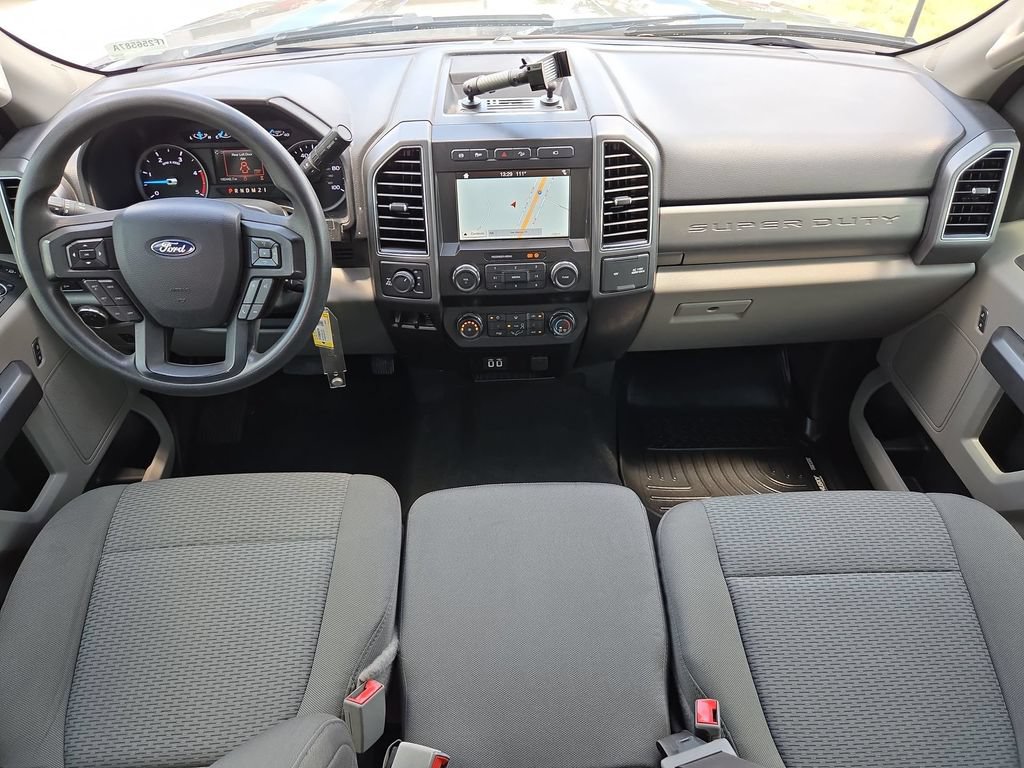 Used 2019 Ford F350 XLT w/ XLT Premium Package AWD/4WD image 19