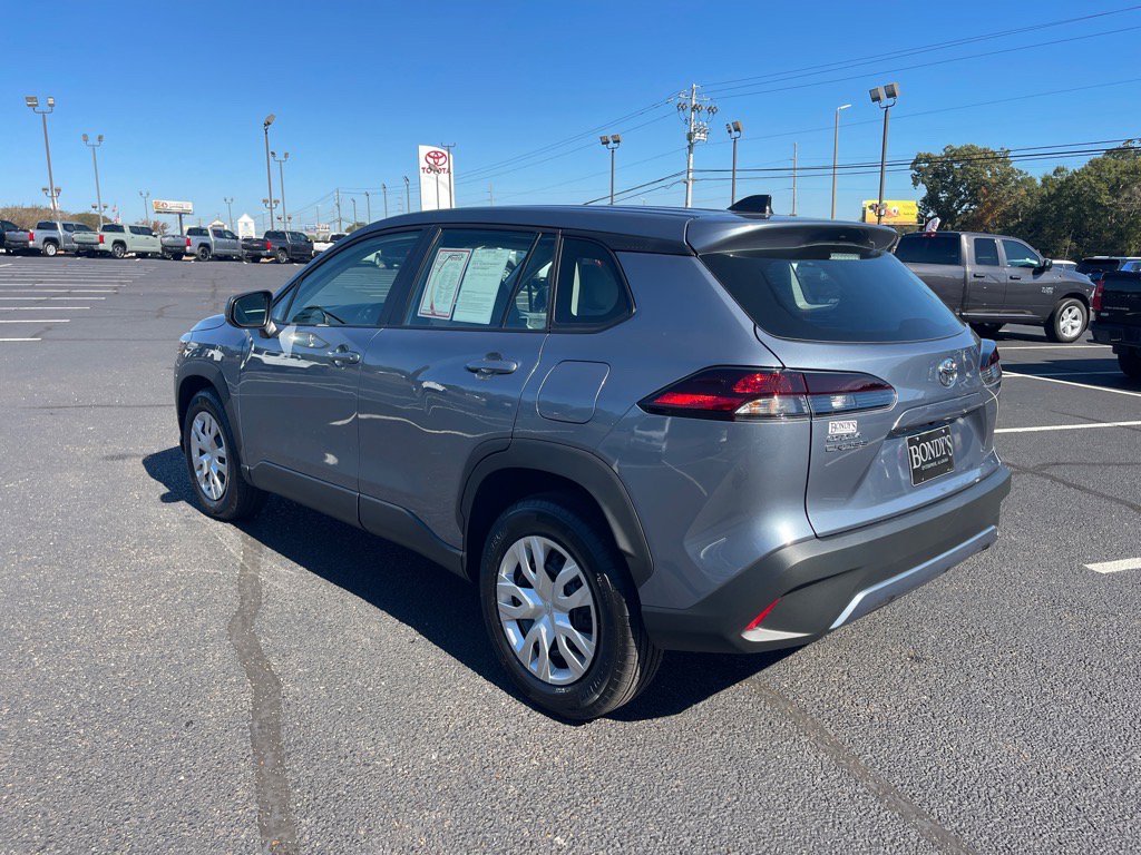 Used 2026 Toyota Corolla Cross L image 14